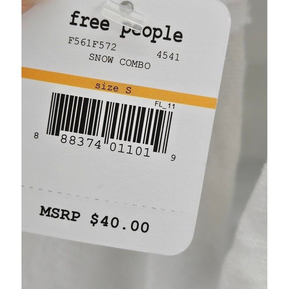 Free People Intimately Layering Top Womens Size S Lightweight Knit White * FLAW - Picture 12 of 12